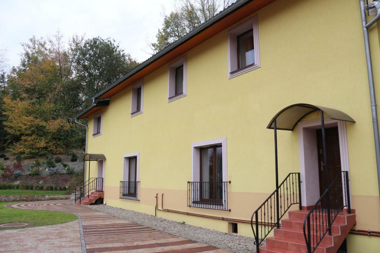 Pokoje Goscinne City Oswiecim Exterior photo
